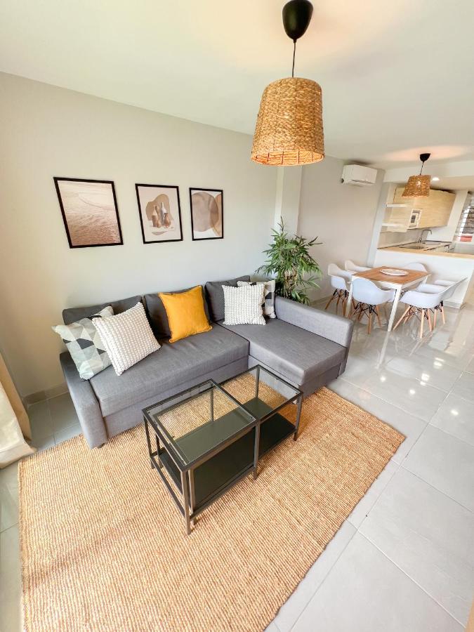 Cozy Apartment With Large Terrace توريمولينوس المظهر الخارجي الصورة