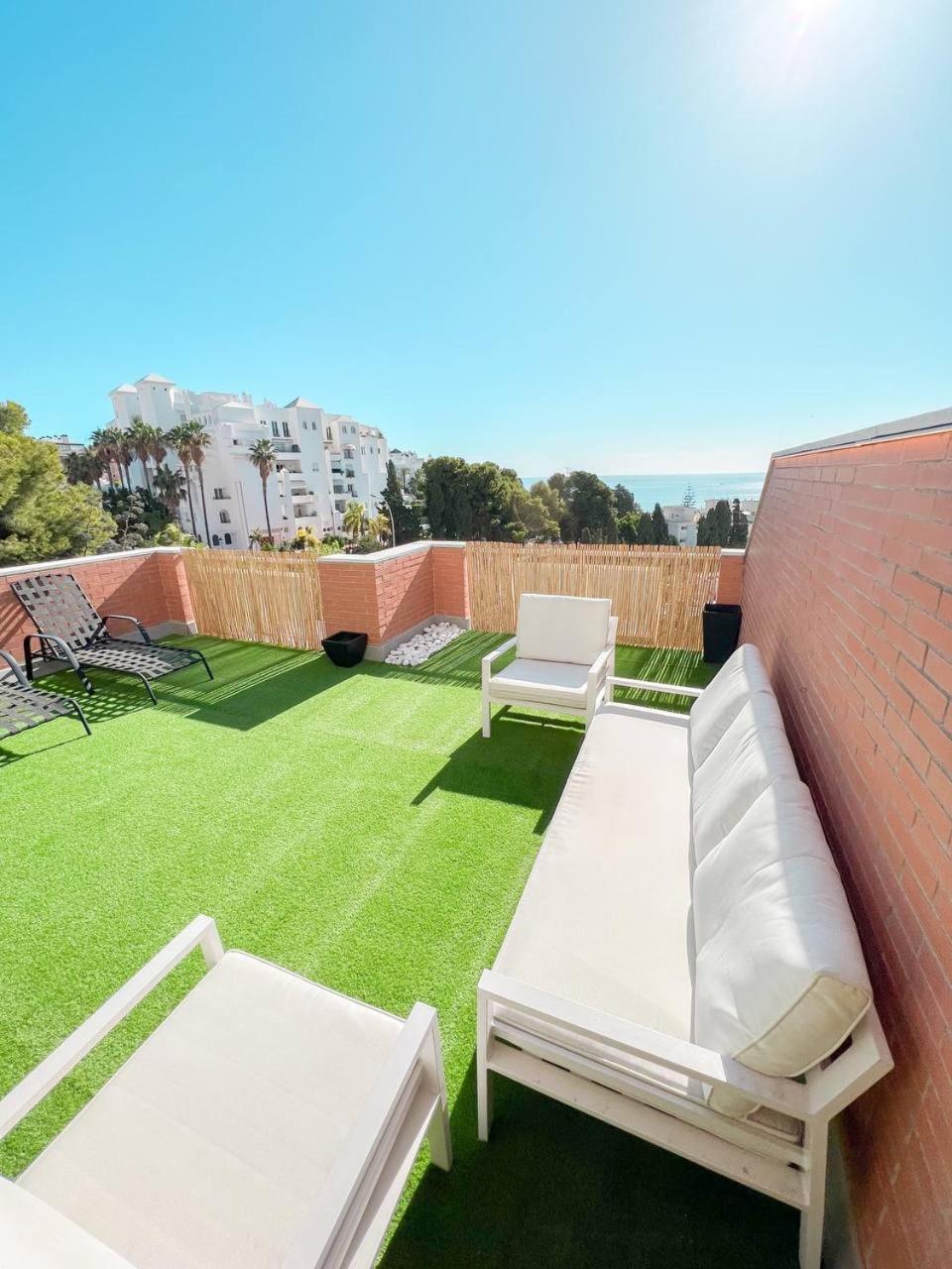 Cozy Apartment With Large Terrace توريمولينوس المظهر الخارجي الصورة