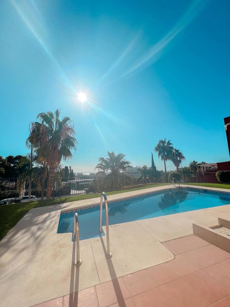 Cozy Apartment With Large Terrace توريمولينوس المظهر الخارجي الصورة